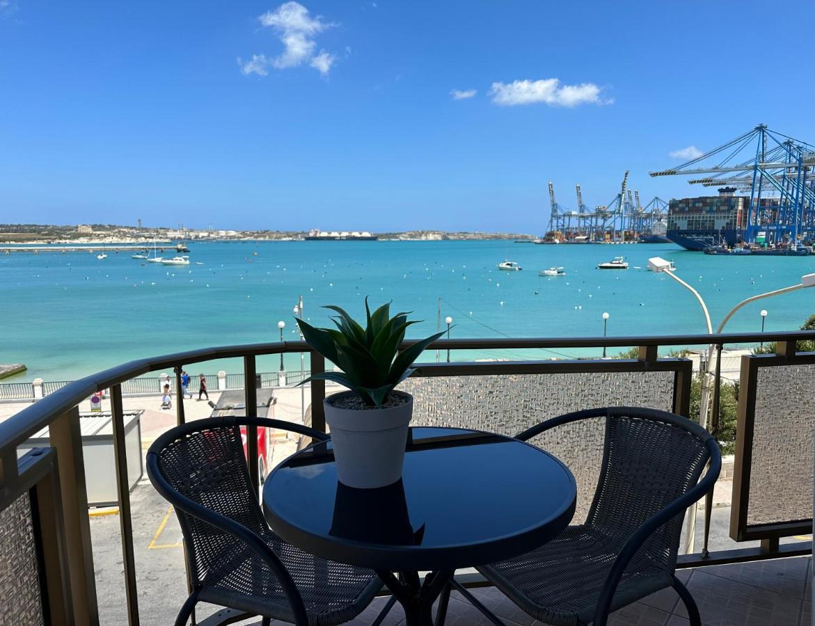 The Beach House Birżebbuġa Exterior foto